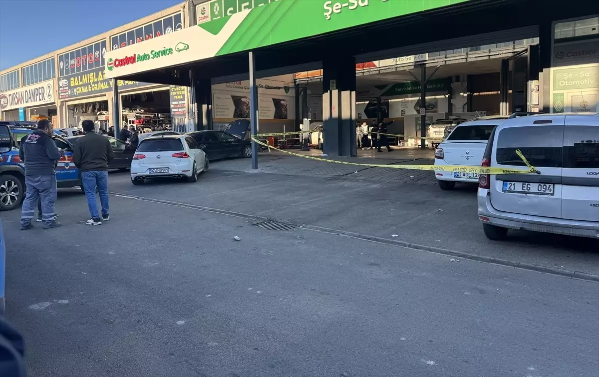 Diyarbakır'da iki grup arasında çıkan kavgada 4 kişi yaralandı