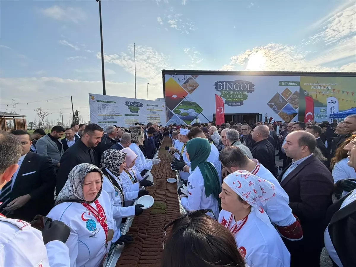 Dünyanın en uzun burma kadayıfı için Guinness başvuru başlatıldı