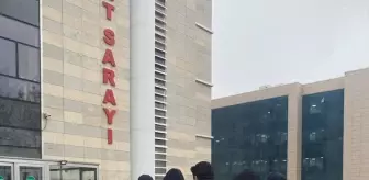 Elazığ'da 16 düzensiz göçmen yakalandı, 2 zanlı tutuklandı