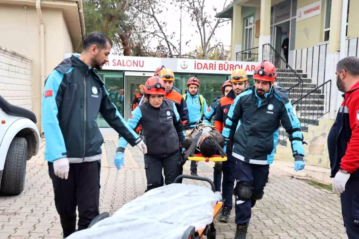 Elazığ'da deprem ve yangın tatbikatı gerçekleştirildi