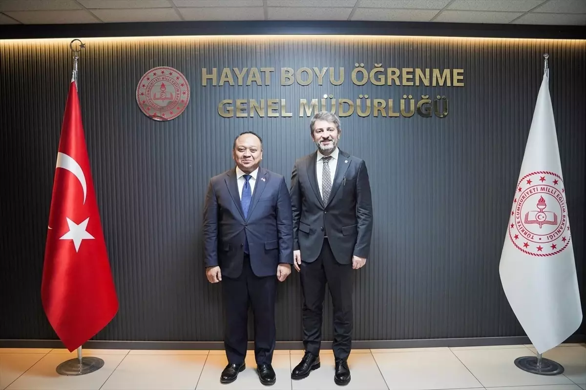 Endonezya MEB'in 'hayat boyu öğrenme' tecrübesinden faydalanmak istiyor