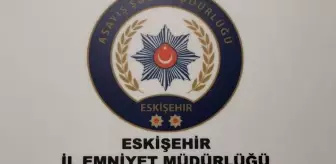 Eskişehir'de iki yaşlının altın bileziğini gasbettikleri öne sürülen şüpheliler tutuklandı