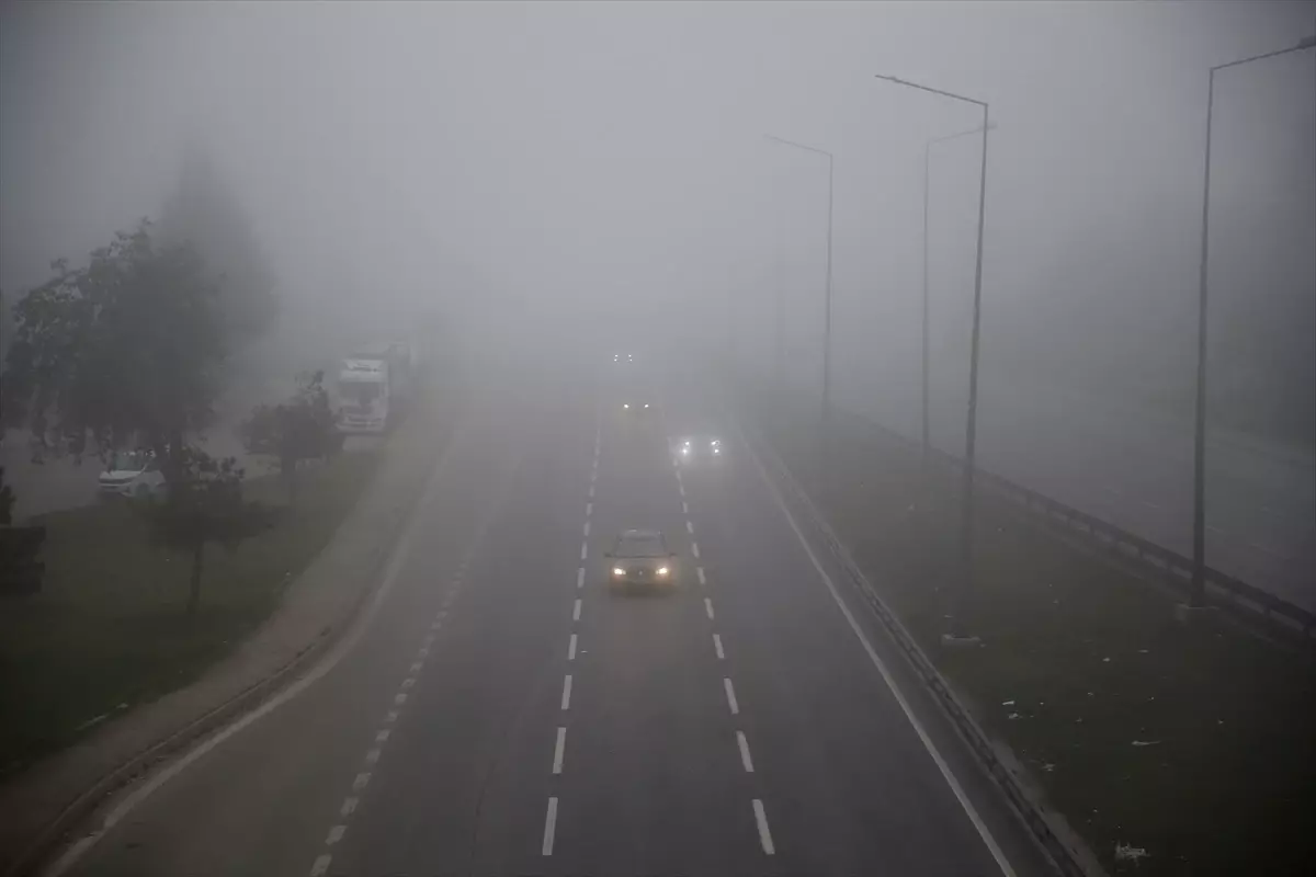 Eskişehir'de sis etkili oldu