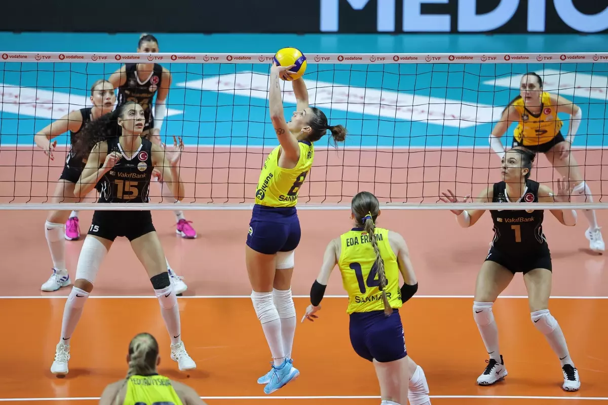 Fenerbahçe Medicana VakıfBank'a mağlup oldu