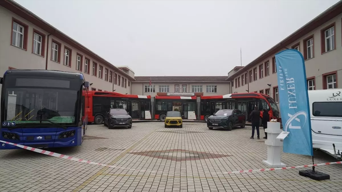 İnegöl'de Yerli Malı Haftası sanayi ve savunma sanayi temasıyla kutlandı