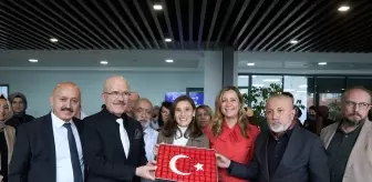 Kadın ustalar en iyi baklavayı yapmak için yarıştı