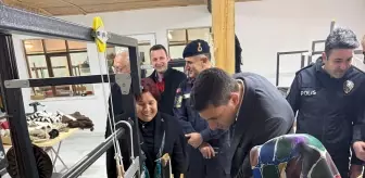 Kaymakam Akar, Boyalı Fengere Kadın Eli Tarımsal Kalkınma Kooperatifi'ni ziyaret etti