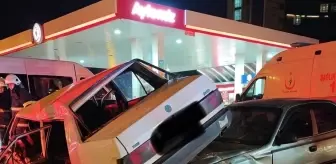 Kırıkkale'de 1 kişinin öldüğü, 1 kişinin yaralandığı trafik kazası güvenlik kamerasına yansıdı