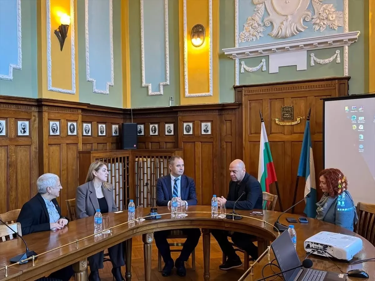 Kırklareli Belediye Başkanı Bulut, Filibe Belediye Başkanı Dimitrov'u ziyaret etti