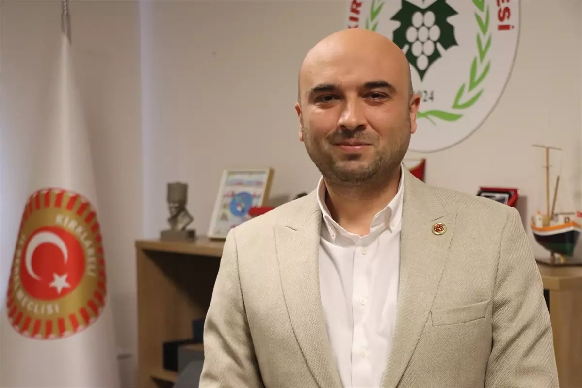 Kırklareli'nde bir muhtarın talebiyle 179 köye yangınlarla mücadele için su tankeri alındı