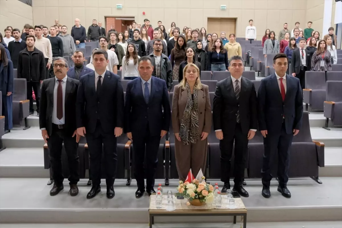 Kırklareli Üniversitesinde "Yargı ile yakın temas" konferansı düzenlendi