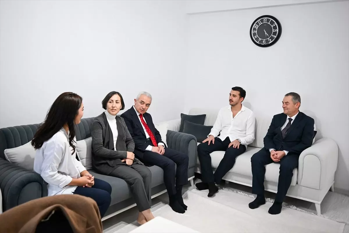 Kırklareli Valisi Turan, aile ziyaretlerini sürdürüyor