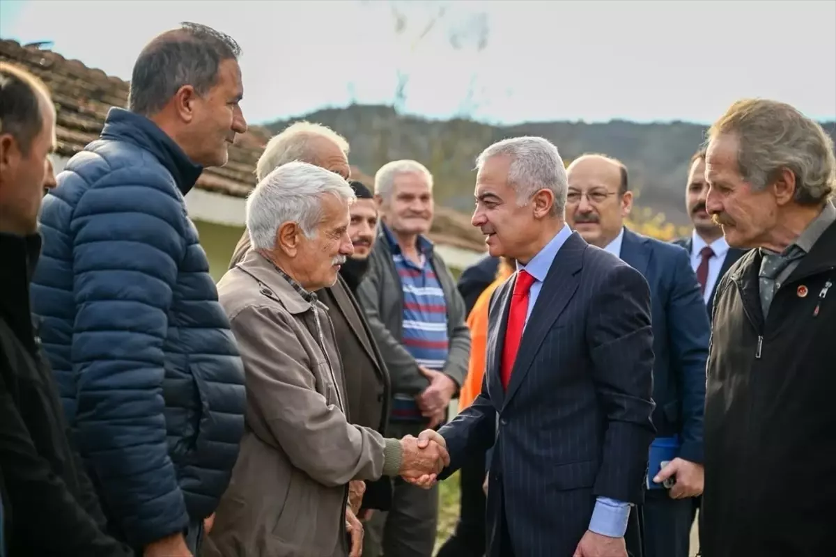 Kırklareli Valisi Turan, Şükrüpaşa köyünde ziyaretlerde bulundu