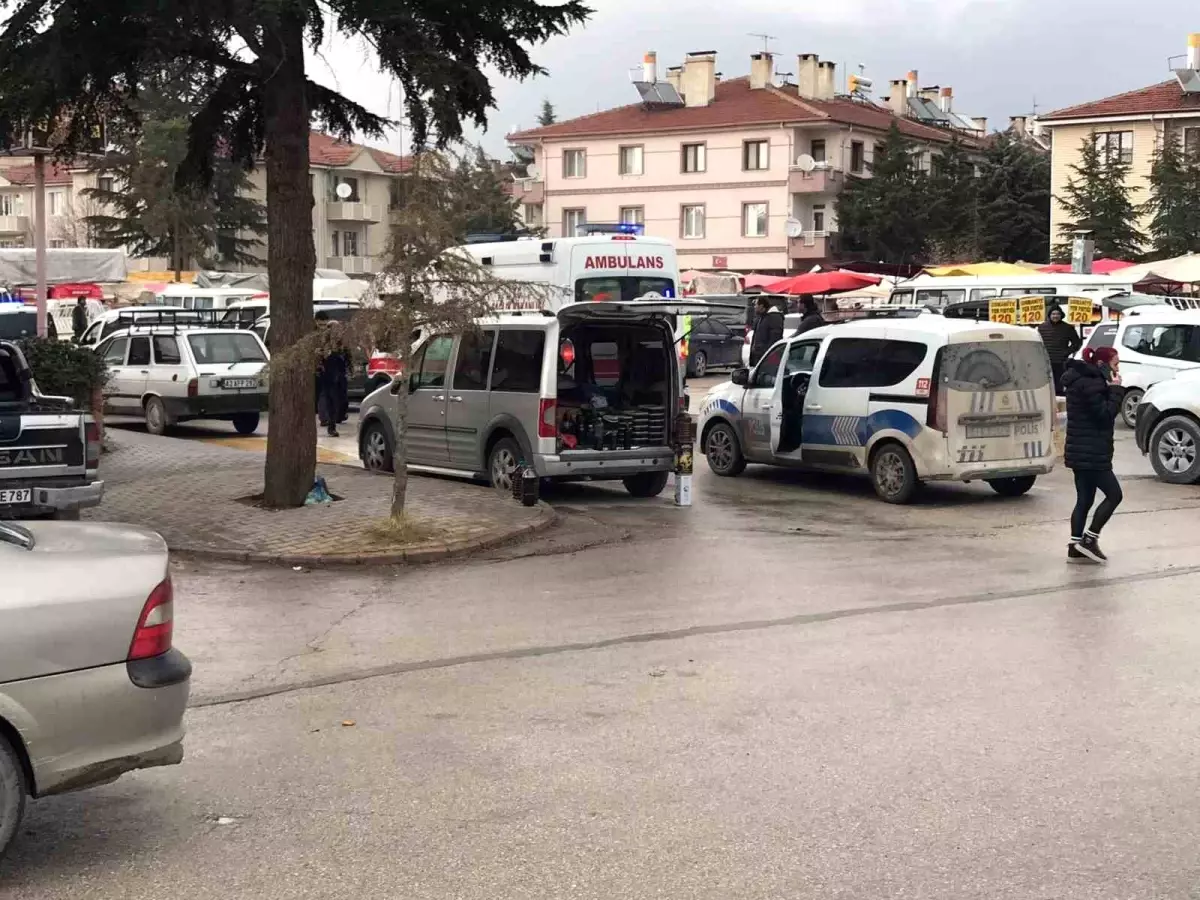 Konya'da pazarda taşlı-sopalı kavga: 5 yaralı