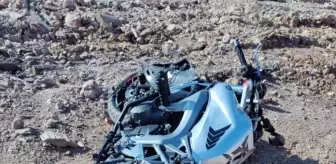 Manisa'da devrilen motosikletin sürücüsü öldü