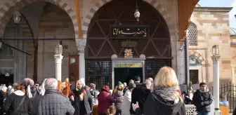 Mevlana Müzesi'nde 'Şebiarus' yoğunluğu yaşanıyor