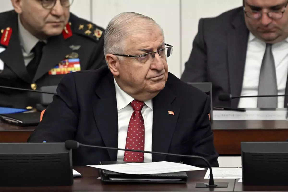 Milli Savunma Bakanı Güler’den PKK’ya net uyarı