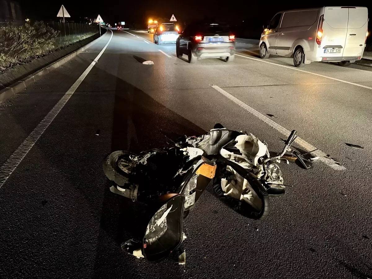 Muğla'da hafif ticari araçla çarpışan elektrikli motosikletin sürücüsü hayatını kaybetti