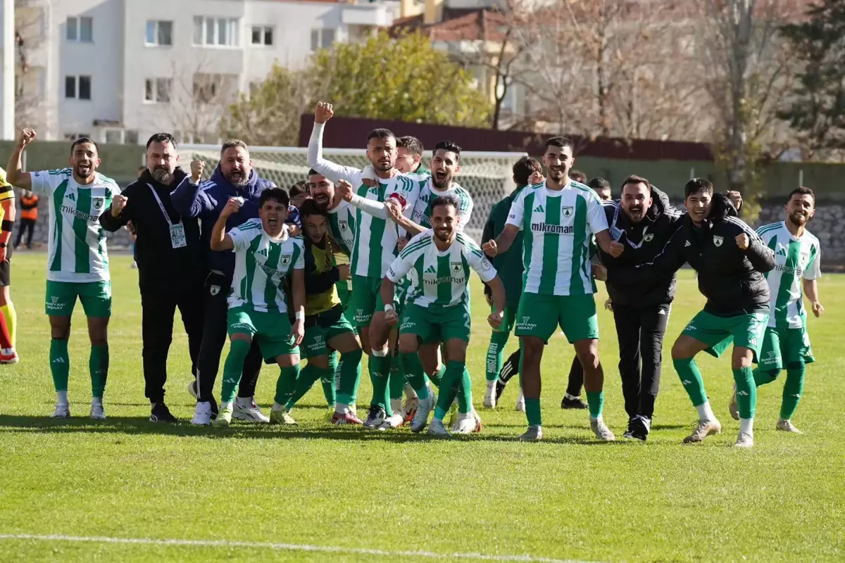 Muğlaspor 6'da 6 peşinde