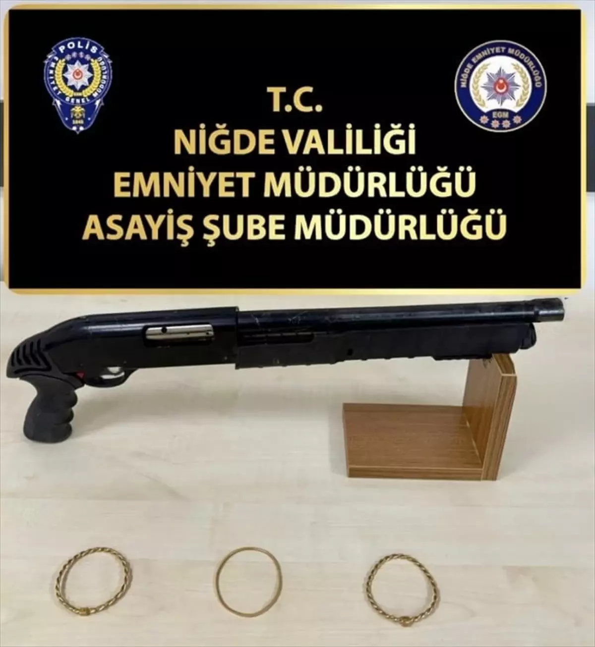 Niğde'de hırsızlık operasyonunda yakalanan 2 zanlı tutuklandı