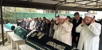 Pendik'te yangında ölen 3 çocuk son yolculuğuna uğurlandı