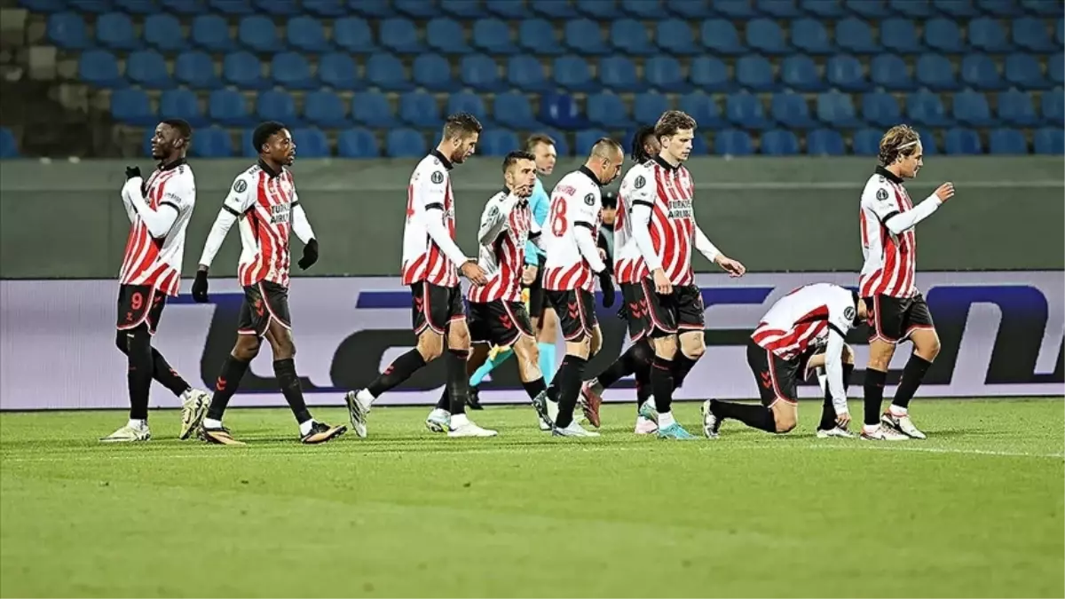 Samsunspor - AEK maç kadrosu! Samsunspor'un 11'i açıklandı mı?