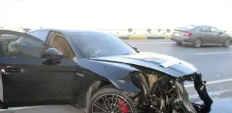 Serik'te 2 otomobilin çarpıştığı kazada 1 kişi yaralandı