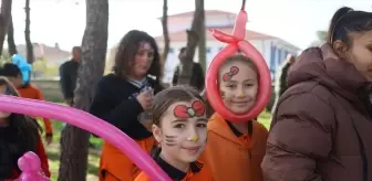 Sındırgı'da depremden etkilenen öğrenciler için moral etkinliği düzenlendi