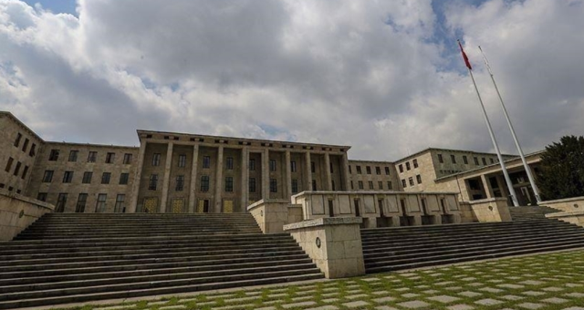 TBMM taciz olayı ne, kim yaptı? Stajyer taciz iddiası hakkında açıklama! TBMM taciz olayı ne, kim yaptı? Stajyer taciz iddiası hakkında açıklama!