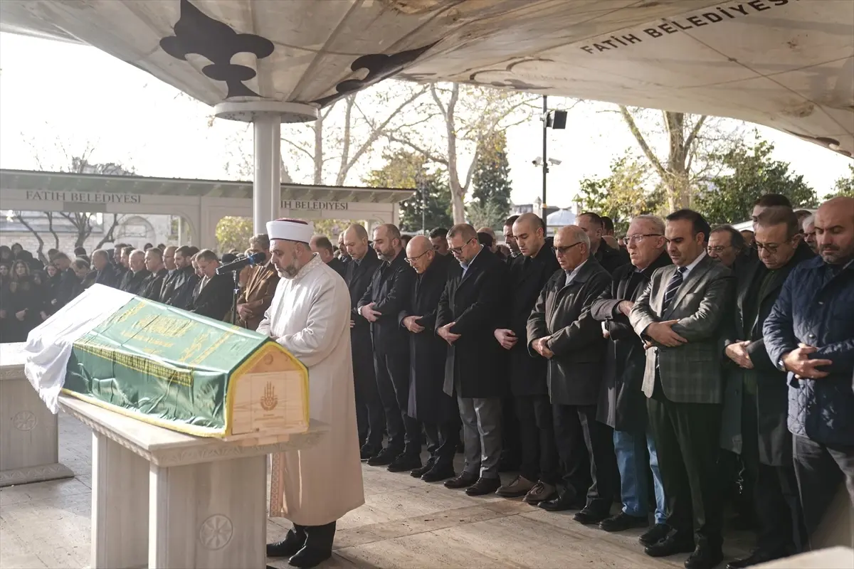 TCMB Başkanı Fatih Karahan'ın annesi Hatice Karahan son yolculuğuna uğurlandı