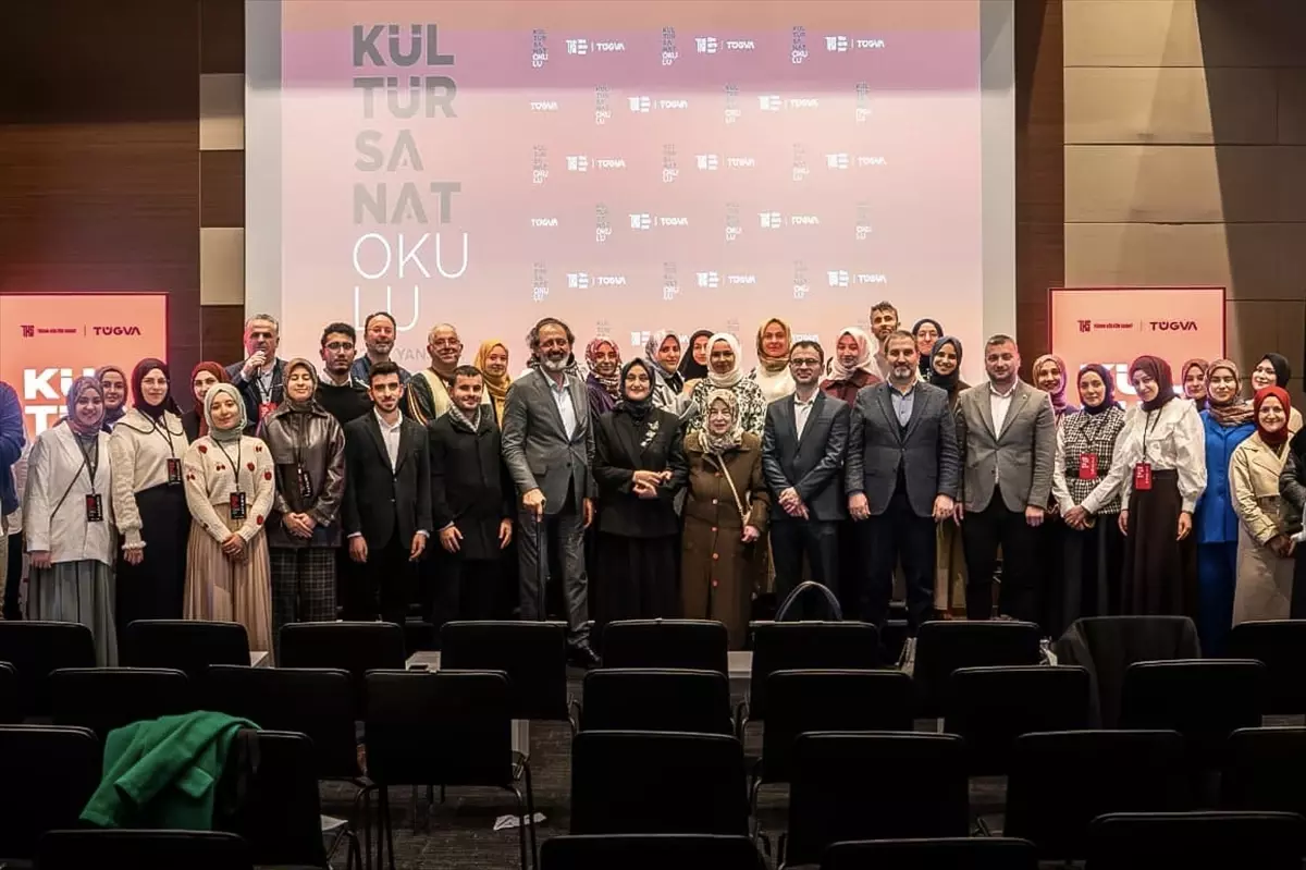 TÜGVA'nın 'İz ve Yansıma' temalı 'Kültür Sanat Okulu' tanıtıldı