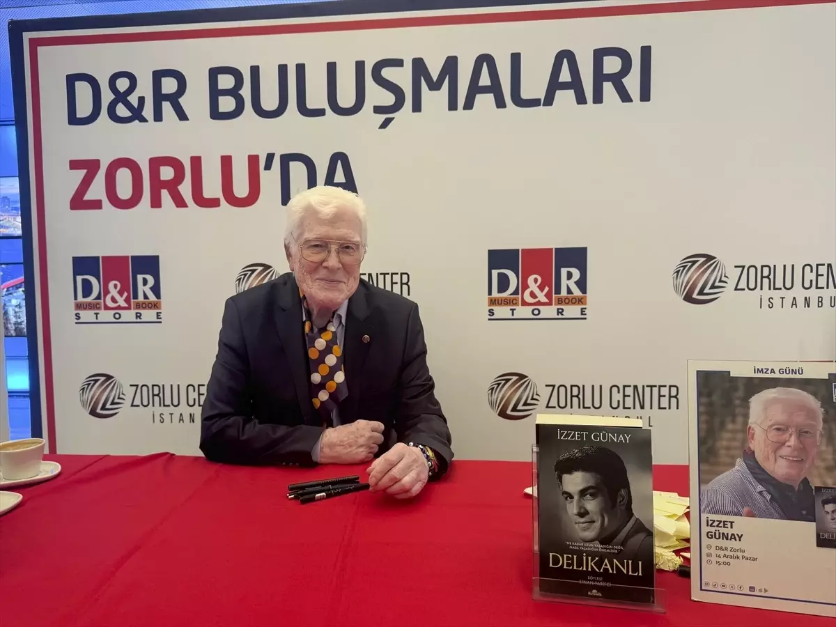 Usta oyuncu İzzet Günay okurlarıyla buluştu Açıklaması