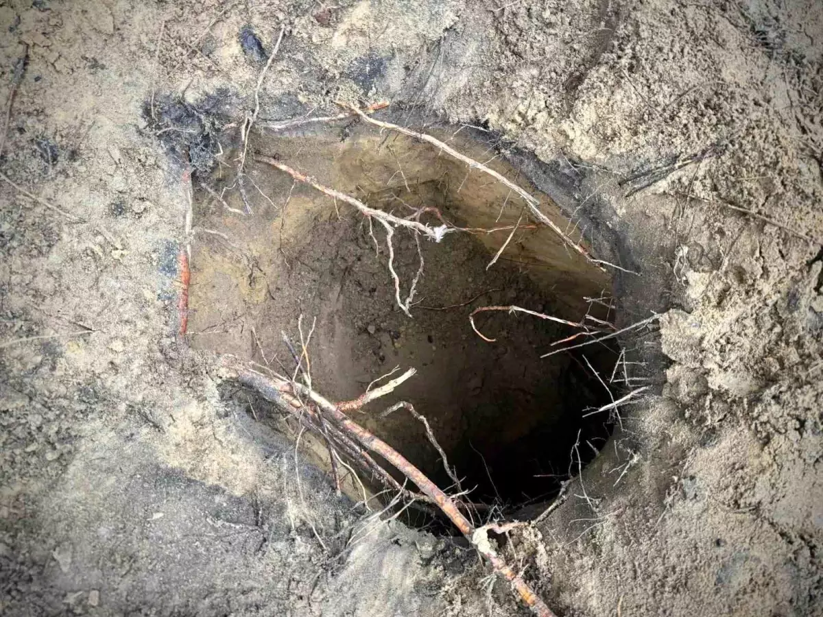 Belarus'ta 180 kaçak göçmen kazdıkları tünelle Polonya'ya geçti