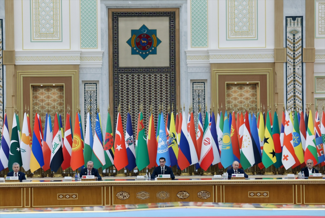 Erdoğan'dan Putin'in de katıldığı Türkmenistan'daki zirvede çarpıcı 'savaş' mesajı Erdoğan'dan Putin'in de katıldığı Türkmenistan'daki zirvede çarpıcı 'savaş' mesajı