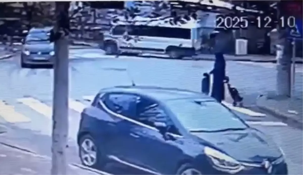 İlkokul öğrencisi Miraç İslam Efe'ye minibüs çarptı: Hayatını kaybetti