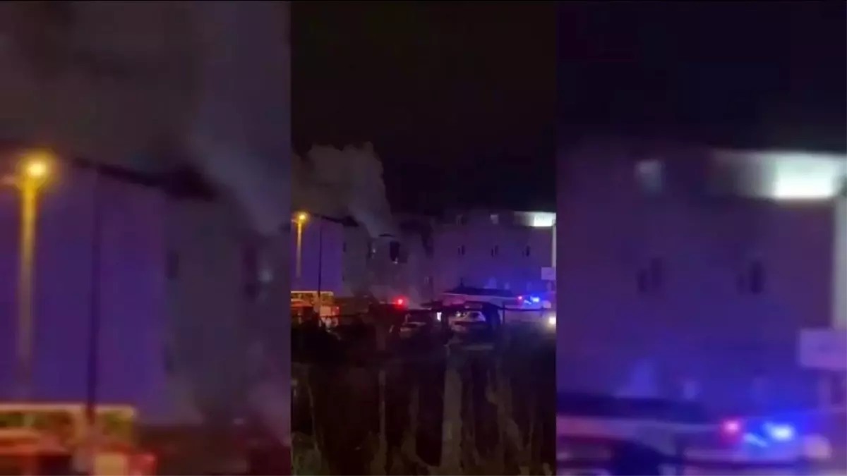 Arnavutköy'de iş yeri alevlere teslim oldu: 1'i ağır 3 yaralı