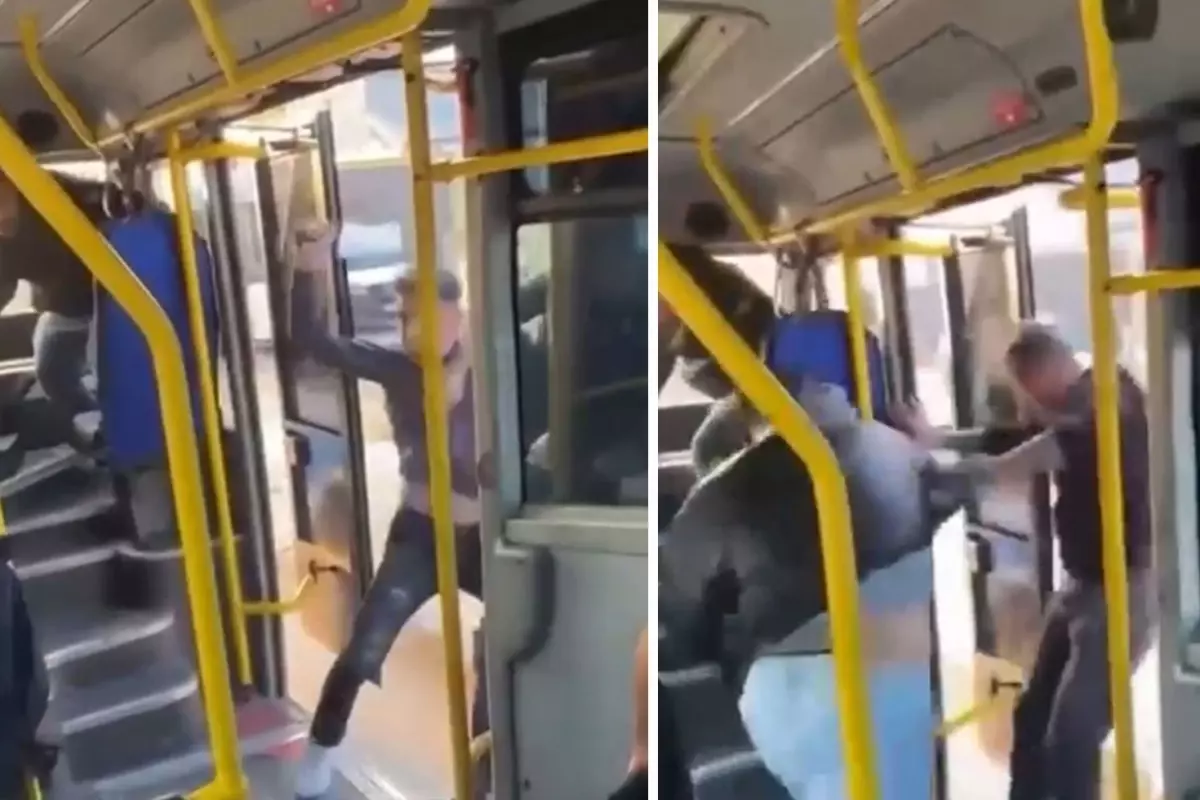 Otobüste korku dolu anlar! Pantolonundan çıkardığı satırla dehşet saçtı