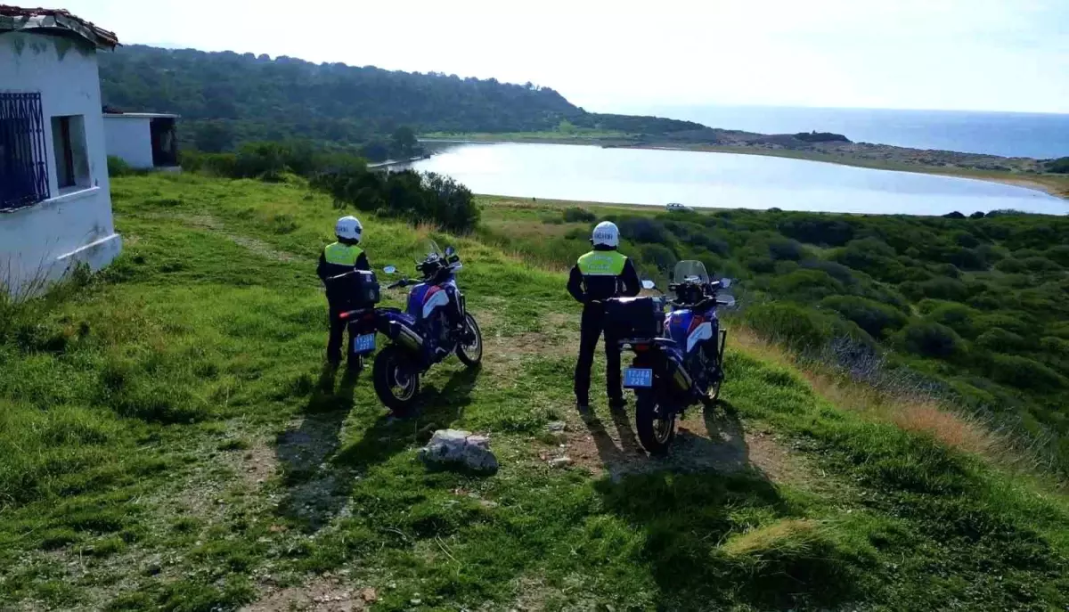 Çanakkale'deki pembe gölün güvenliği jandarma ekiplerinci sağlanıyor