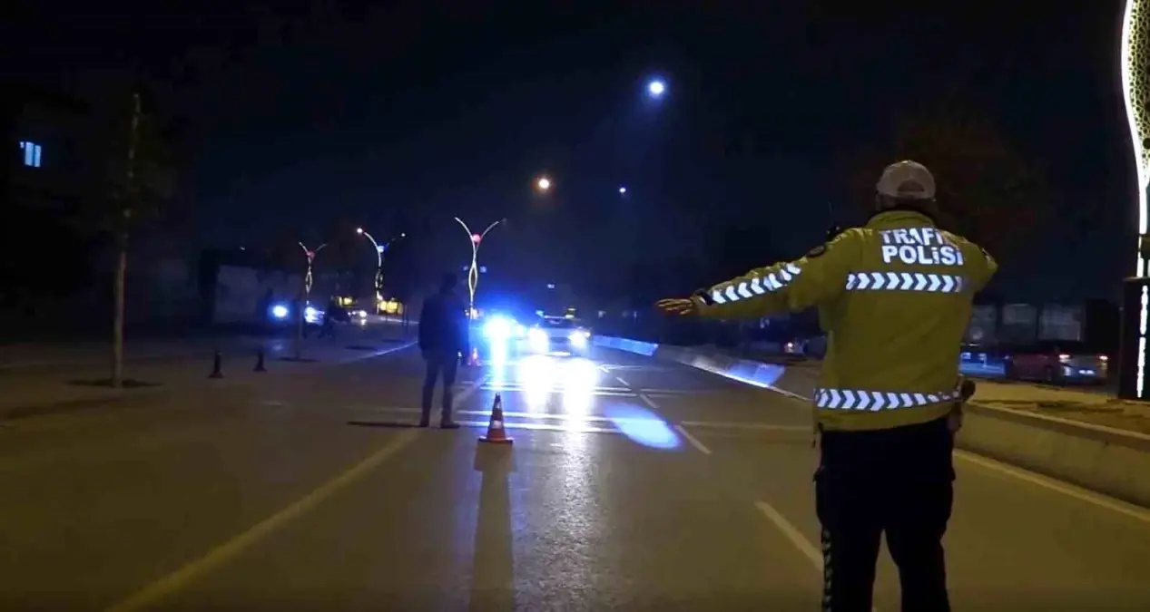 Gaziantep'te 'Huzur 27' uygulaması kapsamında 71 araca 797 bin 439 TL ceza kesildi