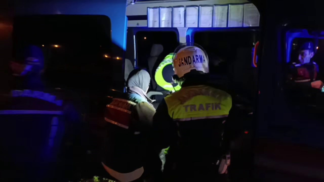 jandarma ekiplerinin sabrini sinadi killik yapma 19352743 6442 m