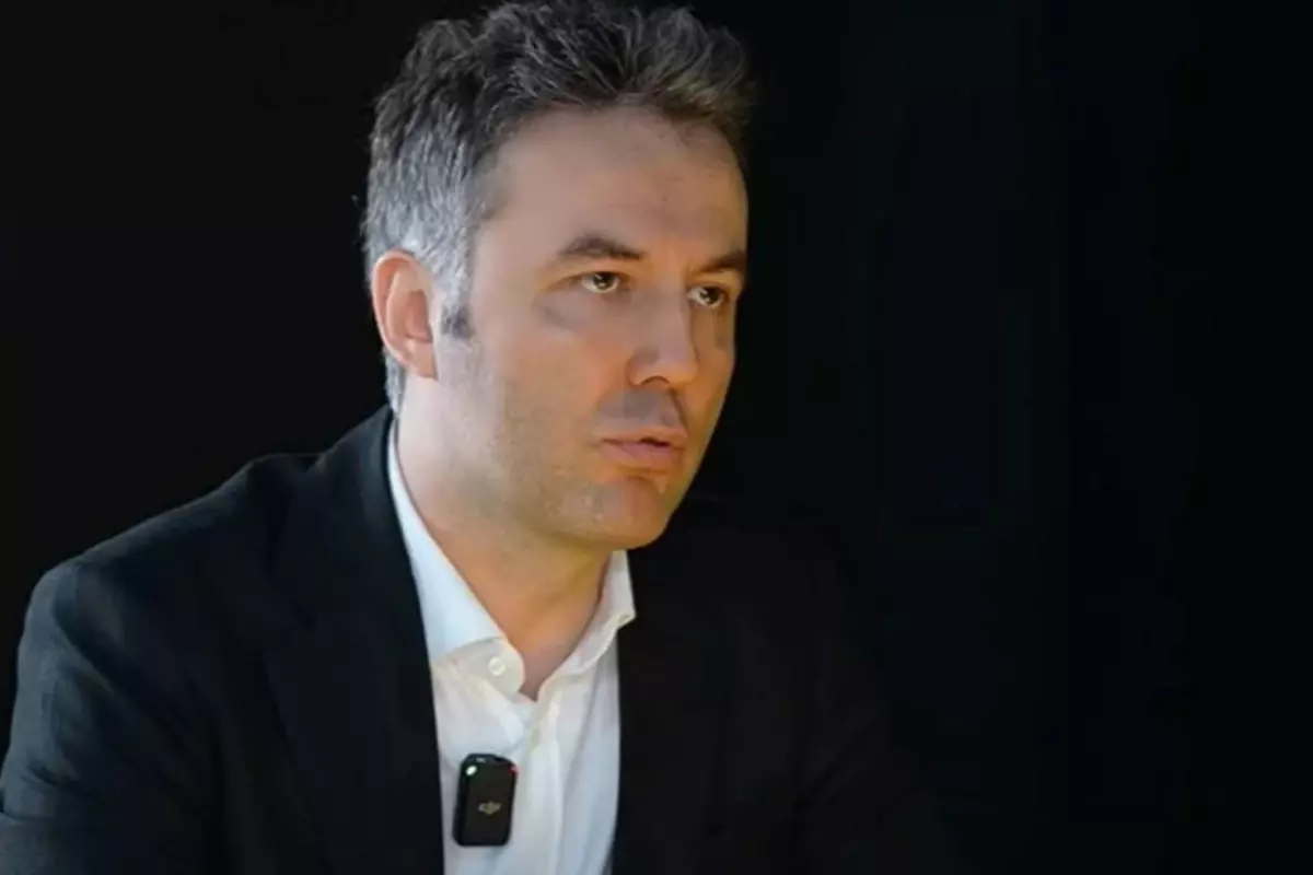 Kadın spikerden Mehmet Akif Ersoy hakkında şoke eden sözler! Üçlü ilişki ve kokain iddiası