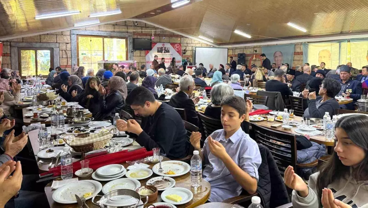 MHP Kemalpaşa, şehit aileleri ve gazilerle buluştu