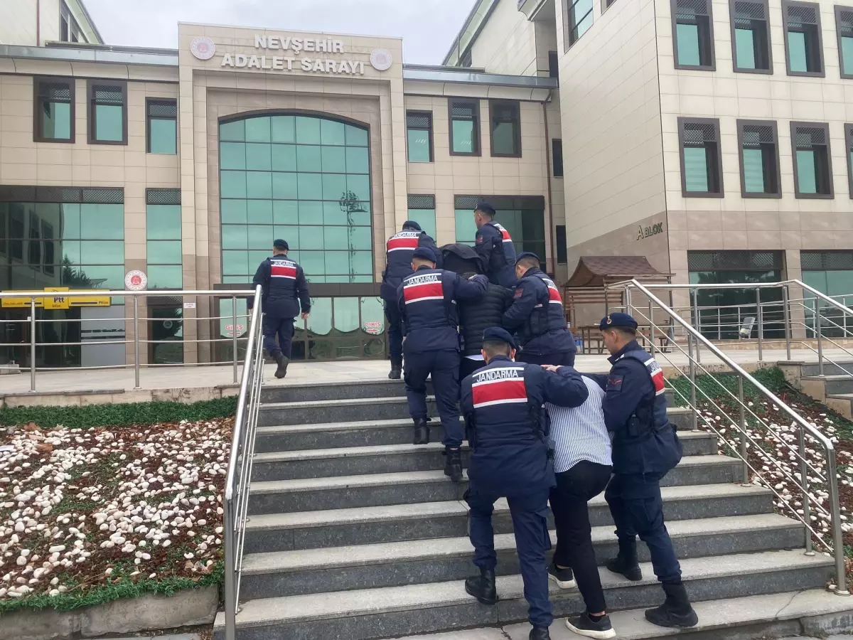 Nevşehir'de 920 Kilo Kabak Çekirdeği Çalan Şüpheliler Tutuklandı
