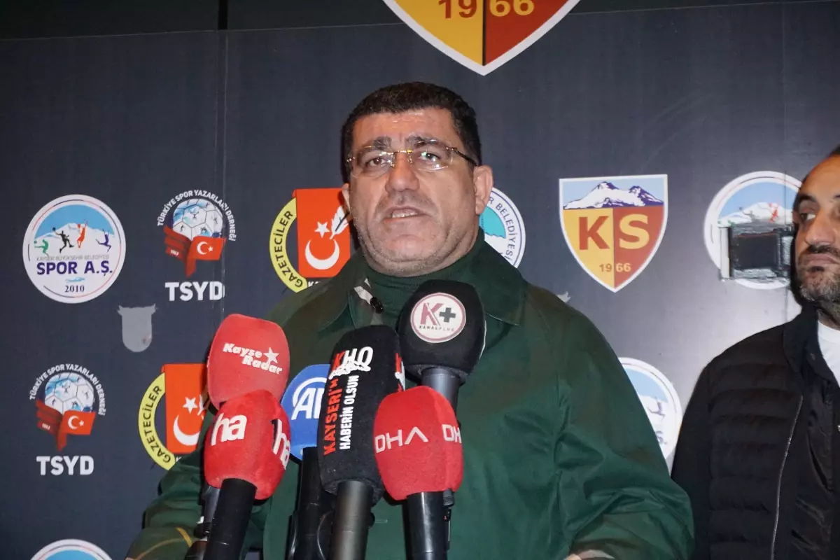 Zecorner Kayserispor Başkanı Açıkalın: 'Son 3 maçta yenilmiyoruz, gol de yemiyoruz'