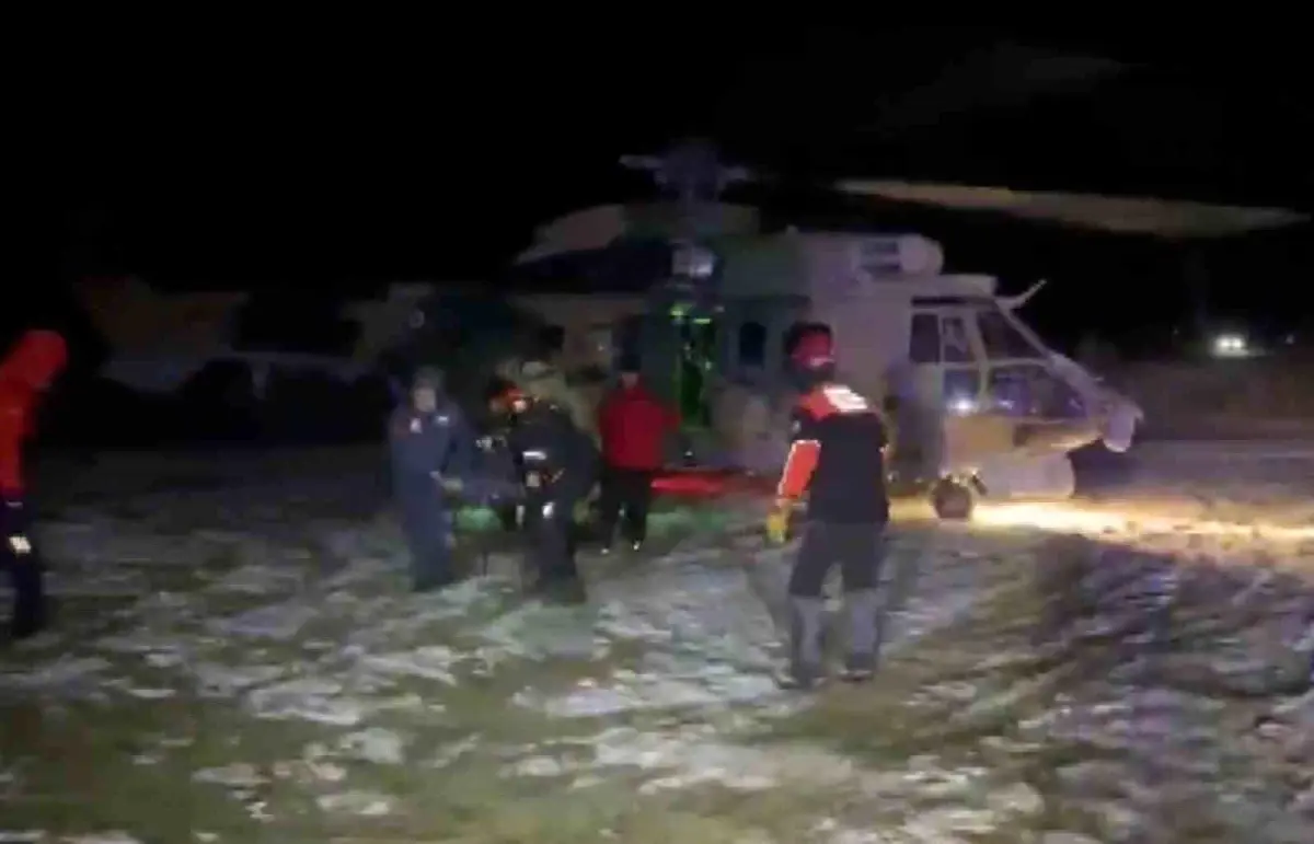 Hasan Dağı'nda mahsur kalan öğrenciler helikopterle kurtarıldı