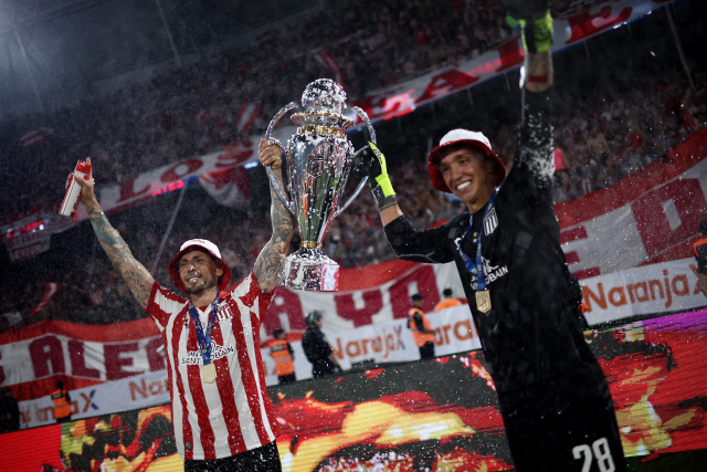 iki penalti kurtaran muslera estudiantes i 19355851 6867 m