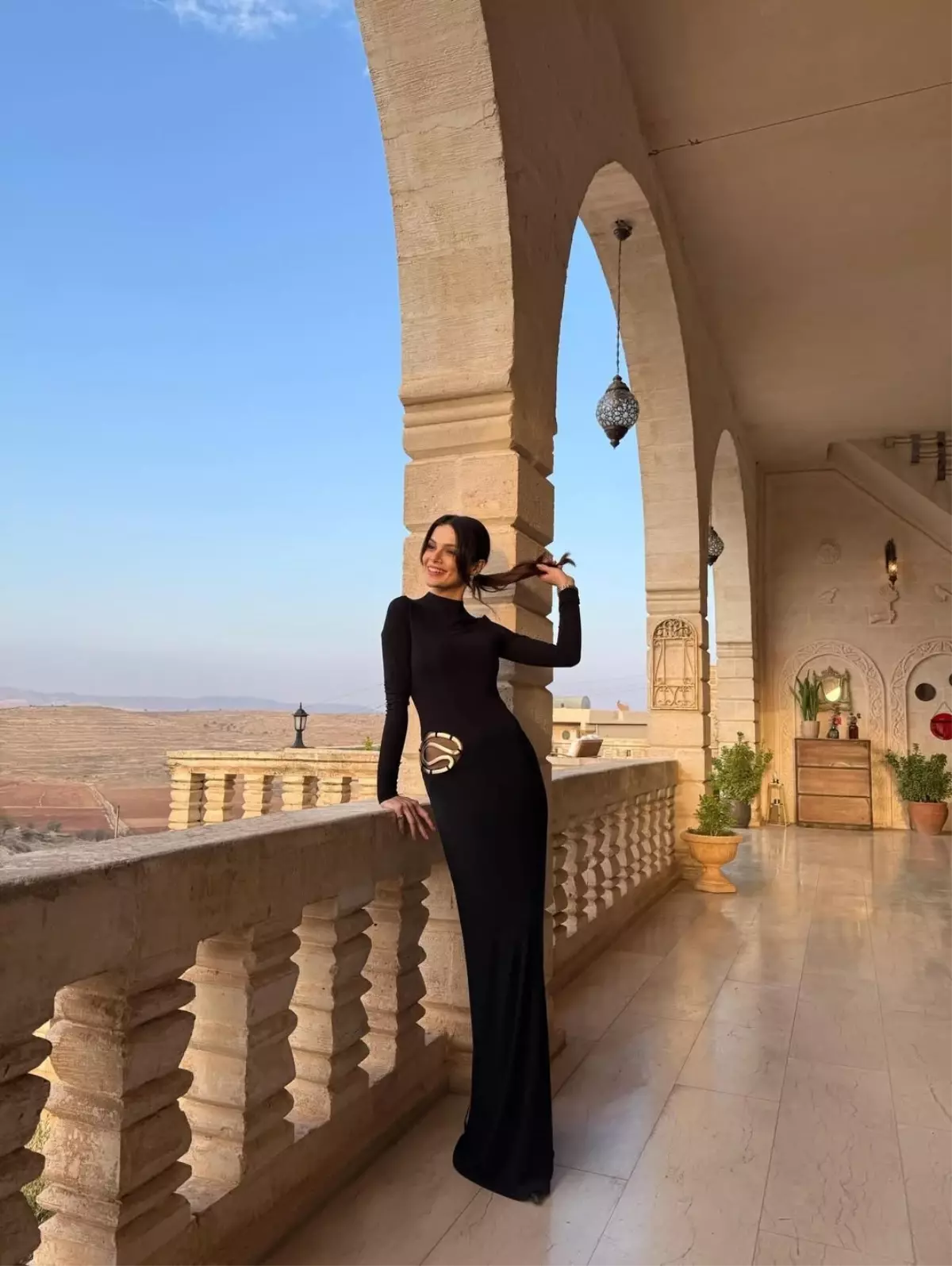 Sinem Ünsal sanal medyada beğeni topladı