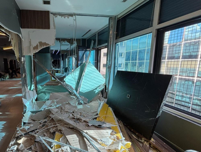 sisli de kacak yapilar tek tek yikiliyor 19355955 9623 m