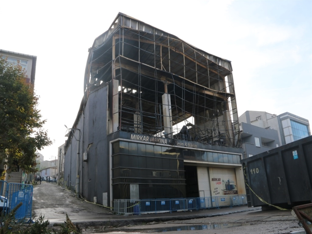 7 kişinin can verdiği faciadaki ihmaller tek tek ortaya çıktı! Zabıtalara hediyeler dağıtmış 4 7 kisiye oldugu faciadaki ihmaller tek tek ortaya 19360629 3090 m