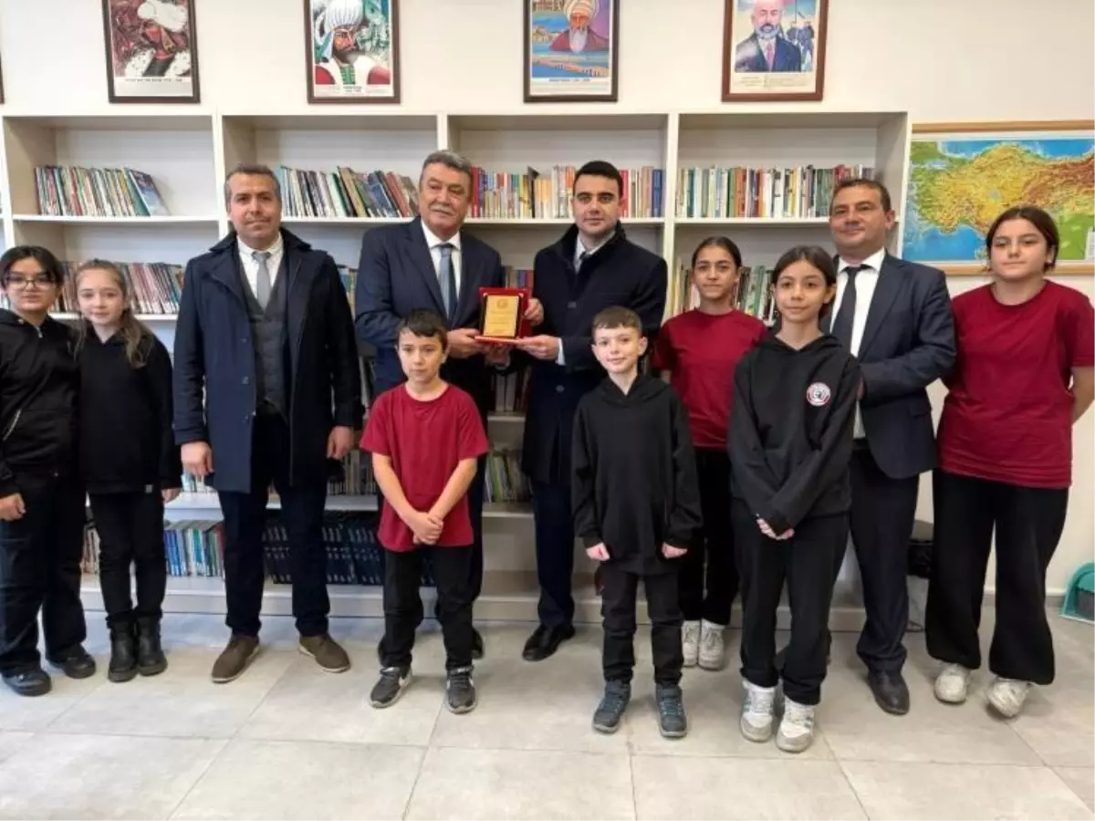 Bilecik'te hayırsever desteğiyle okul kütüphanesi yenilendi